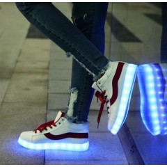 Colorful LED Light Up Shoes มีให้เลือก 2 สี มีสีแดง สีดำ 35,36,37,38,39,40,41,42,43 ส้นสูง 2.5CM